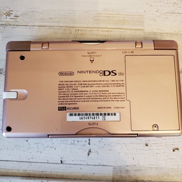 Nintendo - Picture 14 of 16